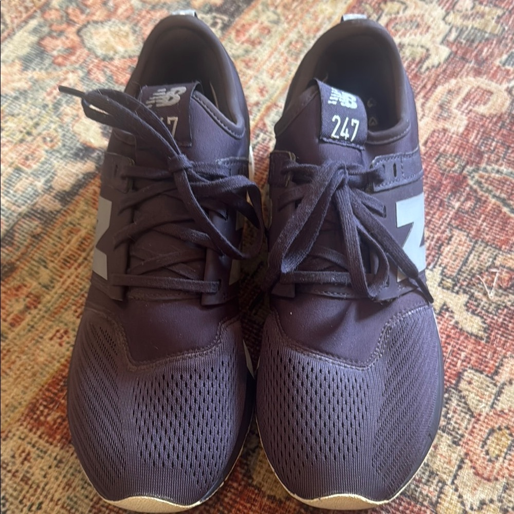New Balance Purple Sneakers with Breathable Knit Design